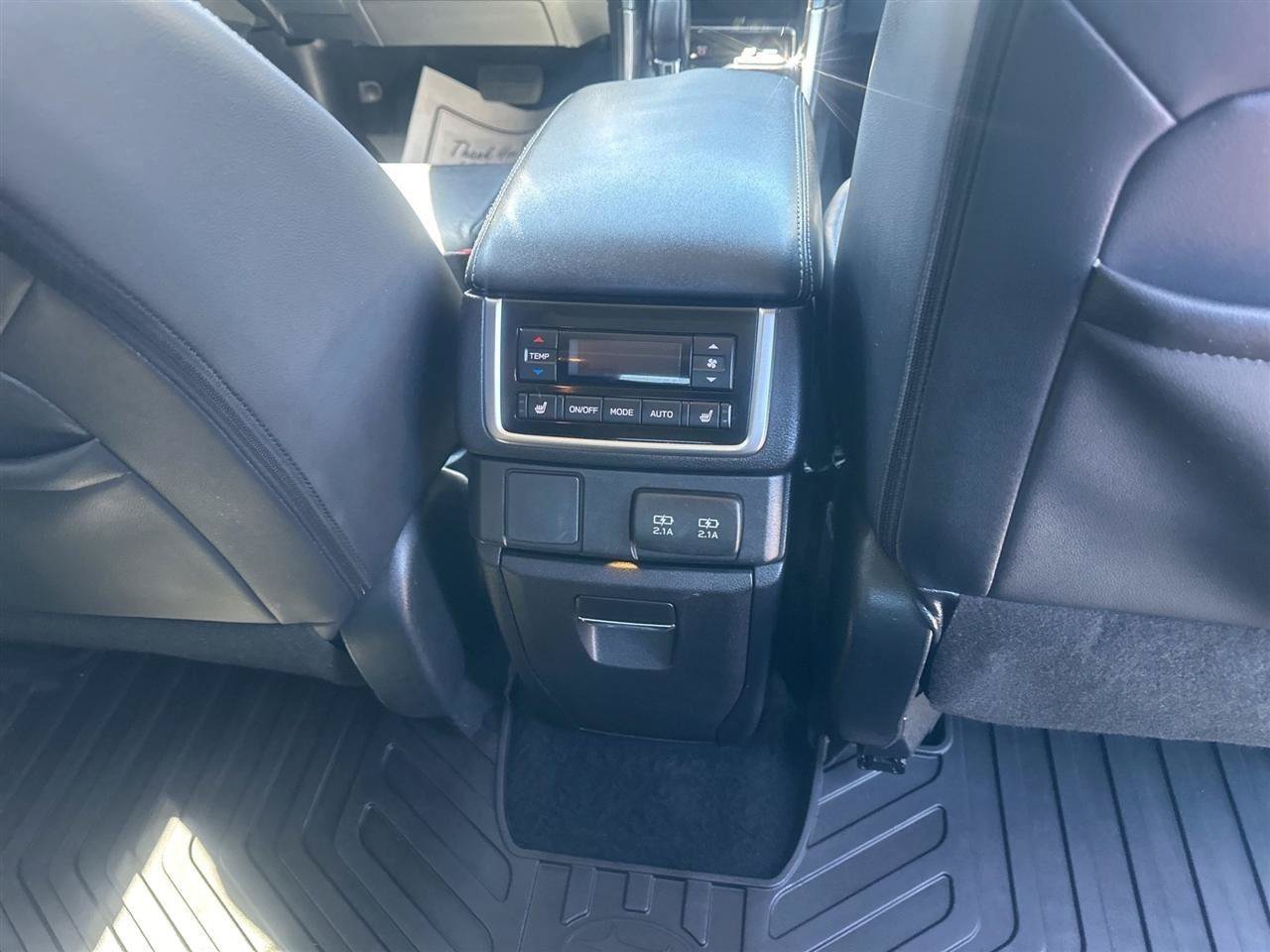 Used 2020 Subaru Ascent Limited w/ Technology Package AWD/4WD image 15