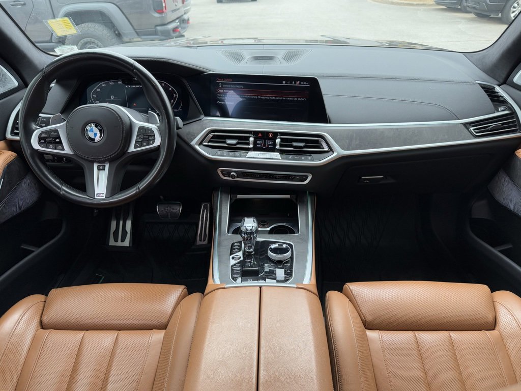Used 2021 BMW X7 M50i image 33