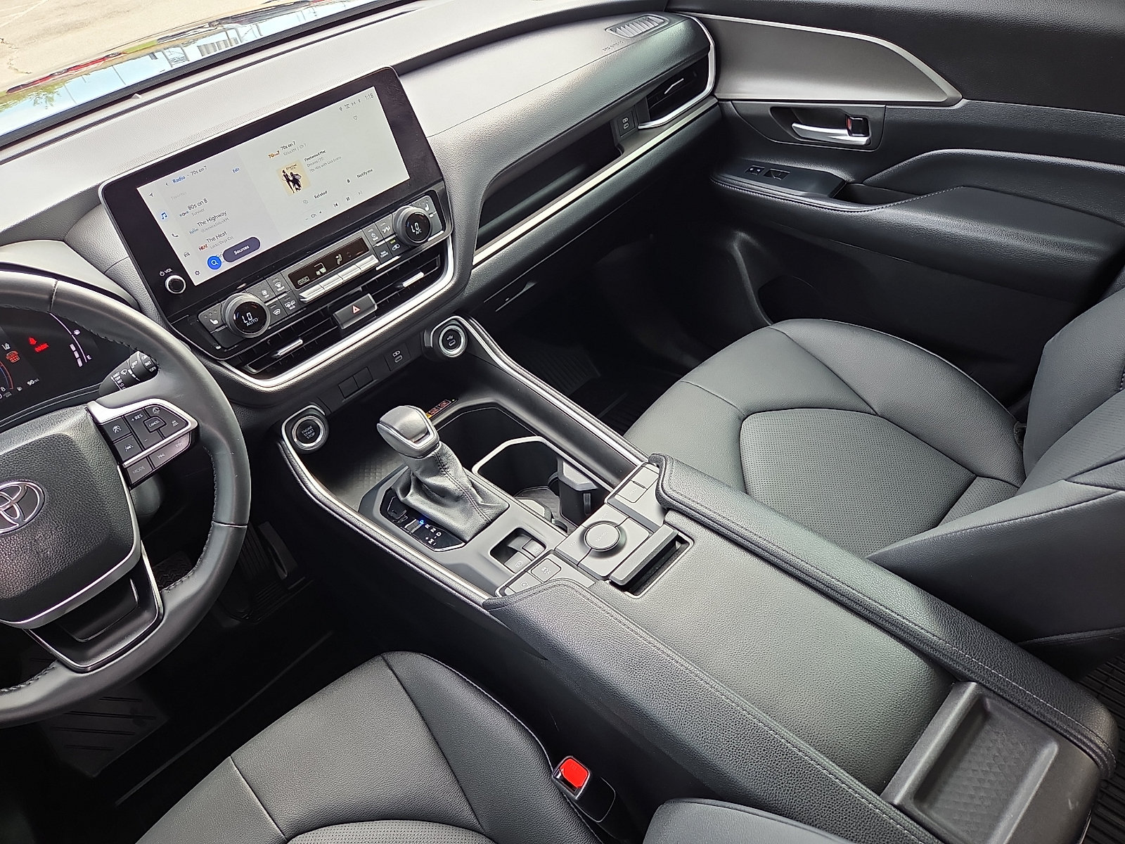 Used 2024 Toyota Grand Highlander FWD image 14