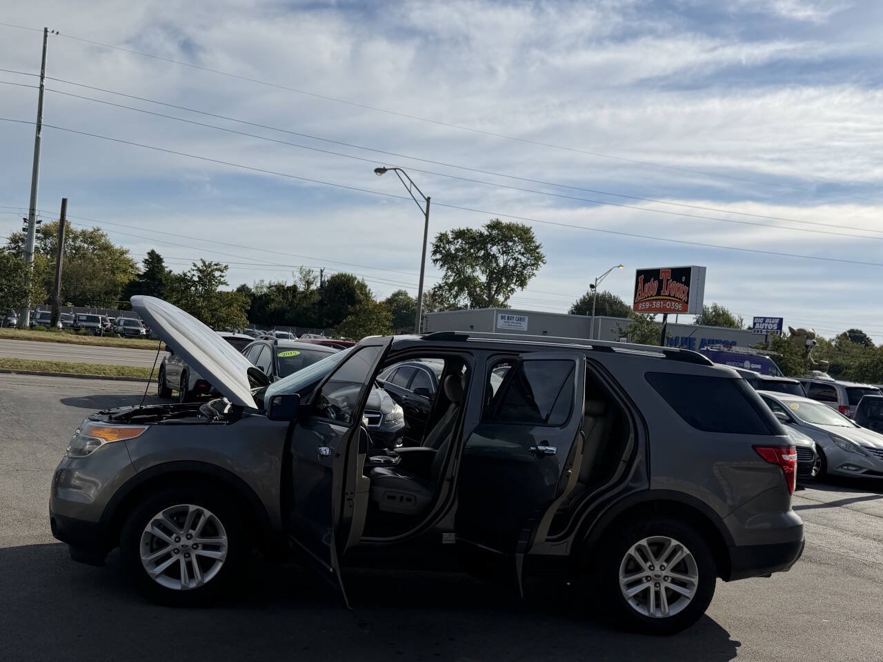 Used 2013 Ford Explorer XLT FWD image 20