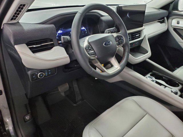 New 2026 Ford Explorer Active w/ Active Comfort Package image 10