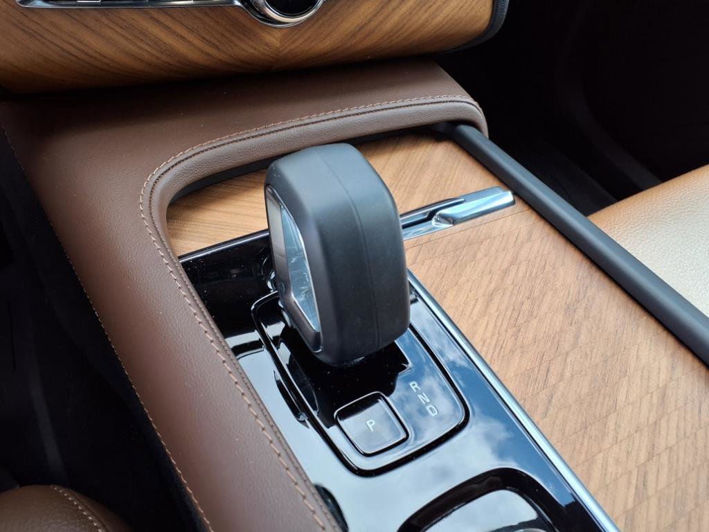 Certified 2023 Volvo XC90 T8 Plus w/ Protection Package Premier image 51