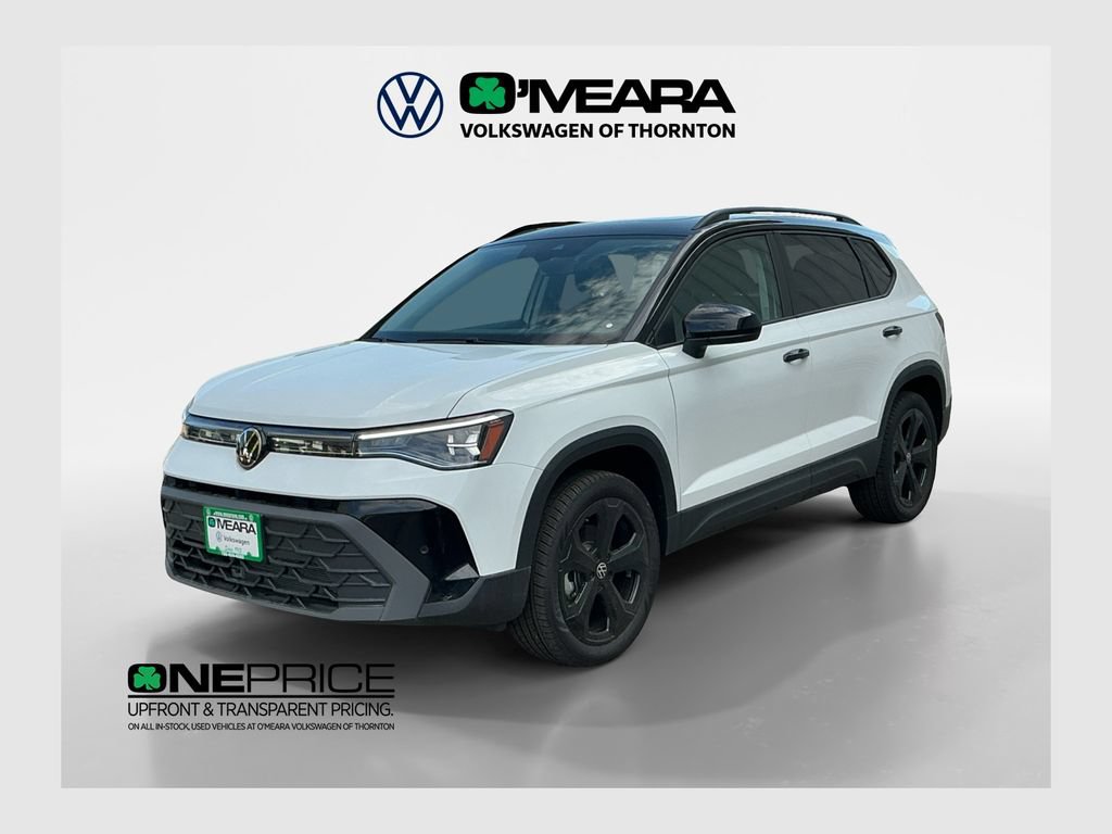 Used 2025 Volkswagen Taos SE AWD/4WD image 1