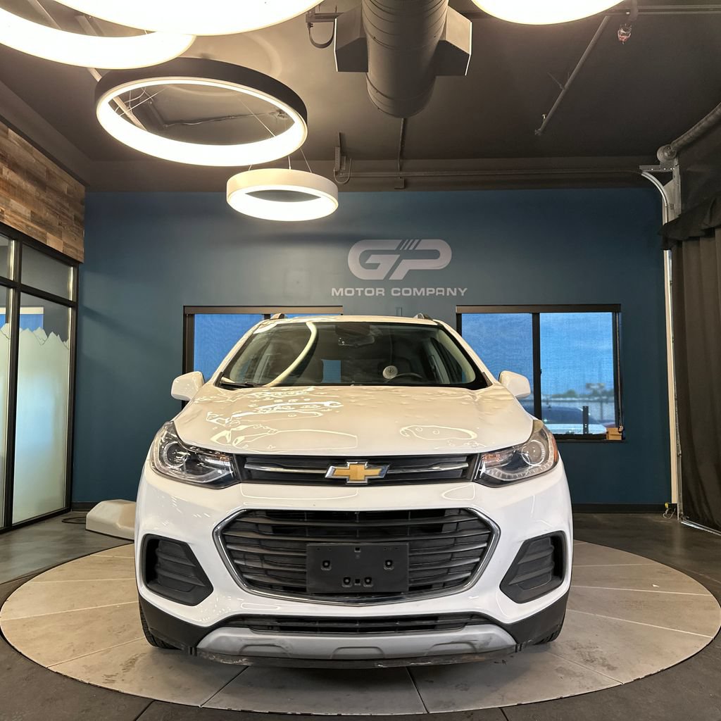 Used 2018 Chevrolet Trax LT w/ LT Convenience Package FWD image 8