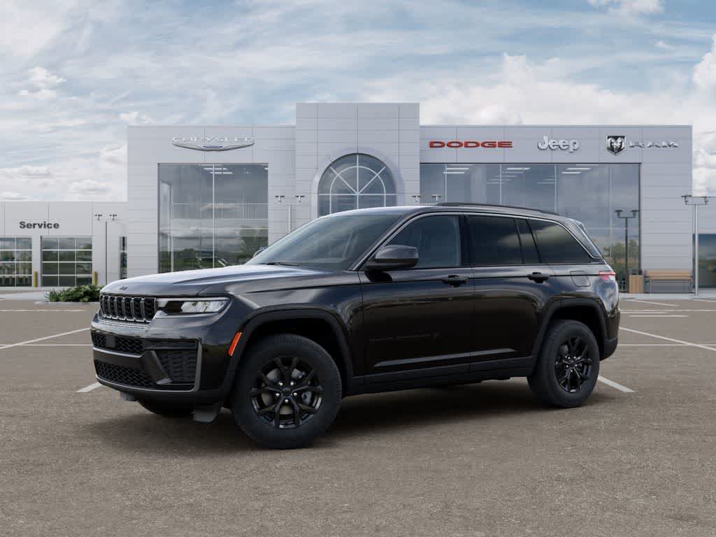 New 2026 Jeep Grand Cherokee Altitude AWD/4WD image 2