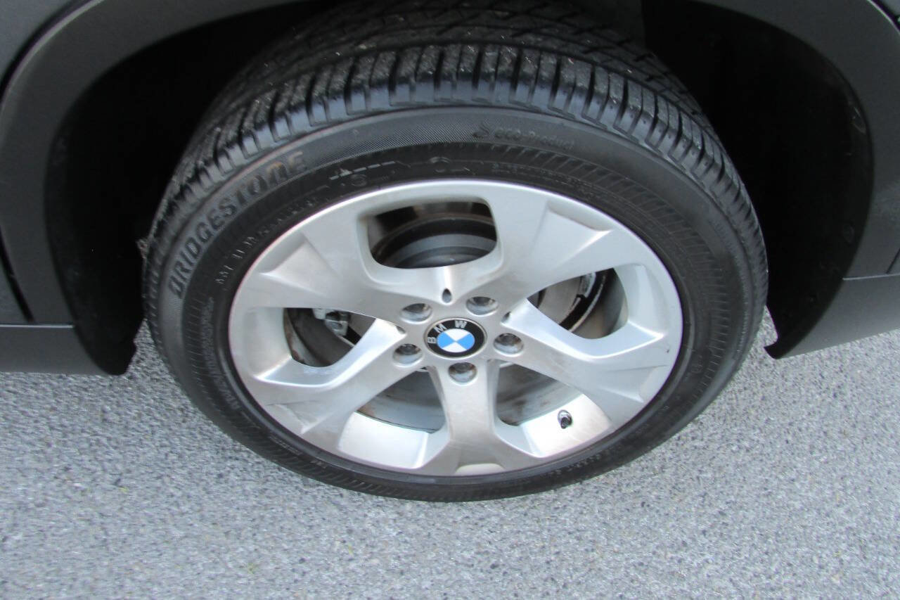 Used 2013 BMW X1 sDrive28i image 11