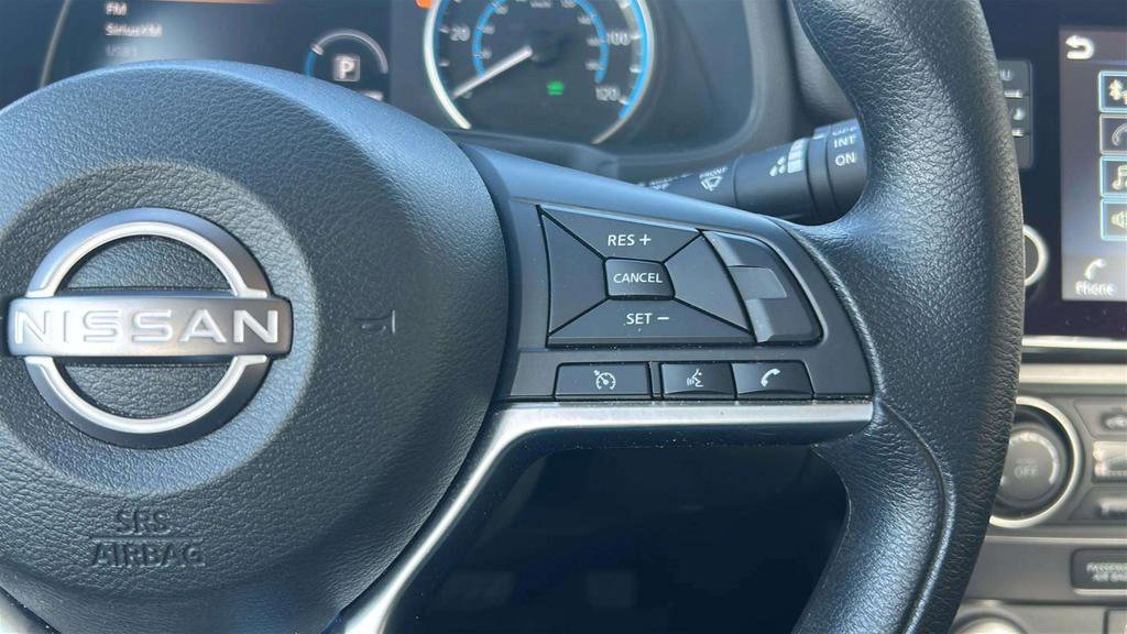 Used 2024 Nissan Leaf S image 10