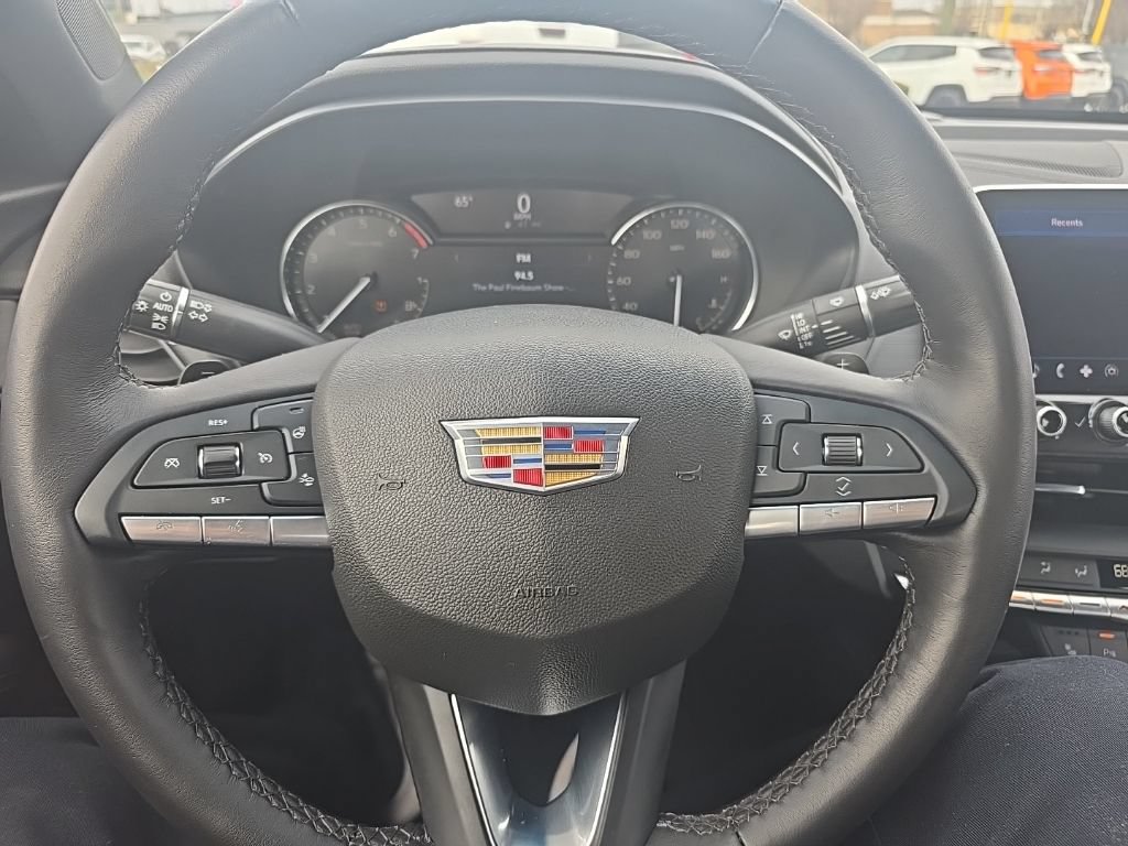 Used 2022 Cadillac CT4 Luxury w/ Cold Weather Package RWD image 12