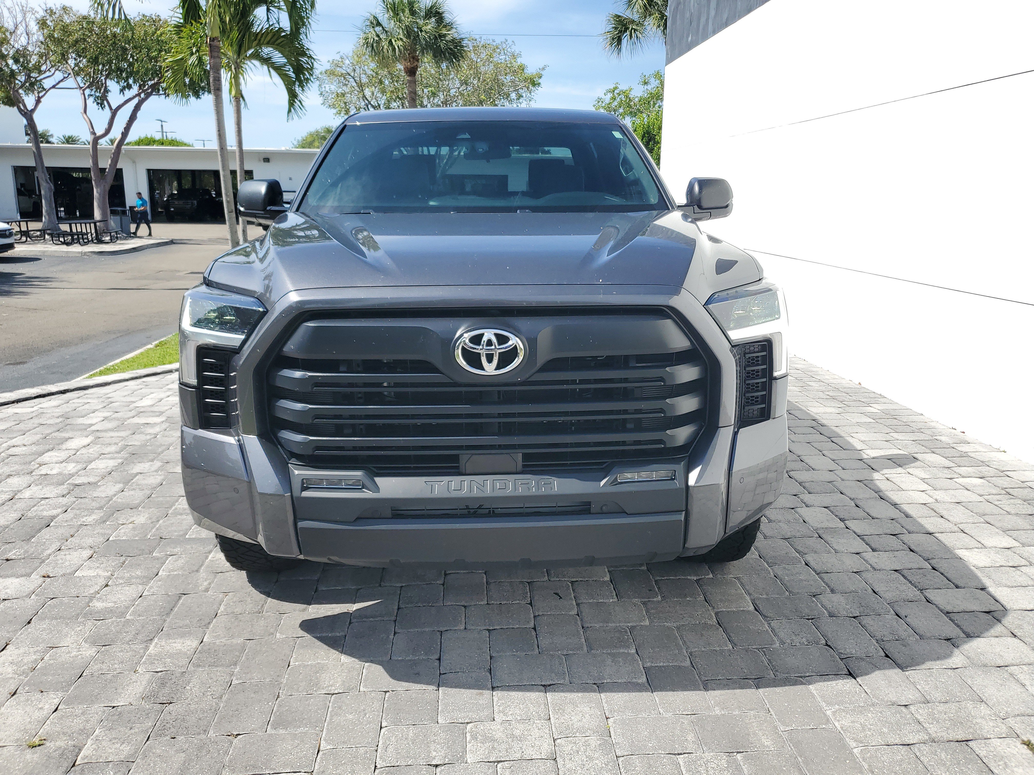 Used 2025 Toyota Tundra SR5 w/ SR5 Convenience Package AWD/4WD image 2