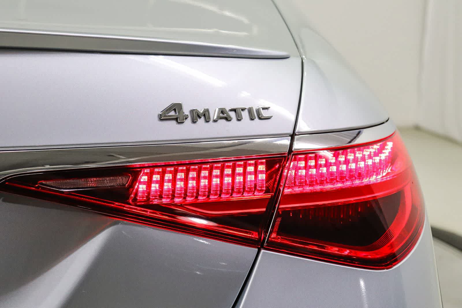 Used 2023 Mercedes-Benz S 580 4MATIC Sedan image 12