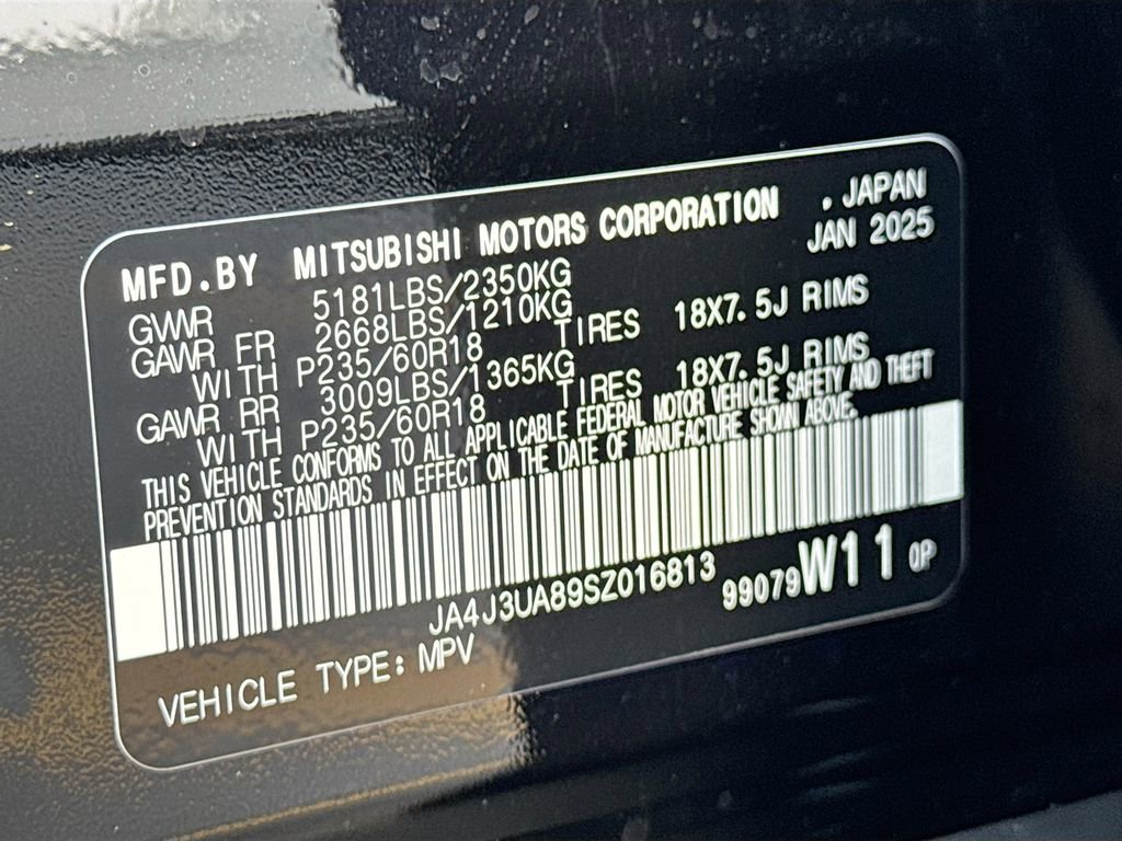 Used 2025 Mitsubishi Outlander ES image 34