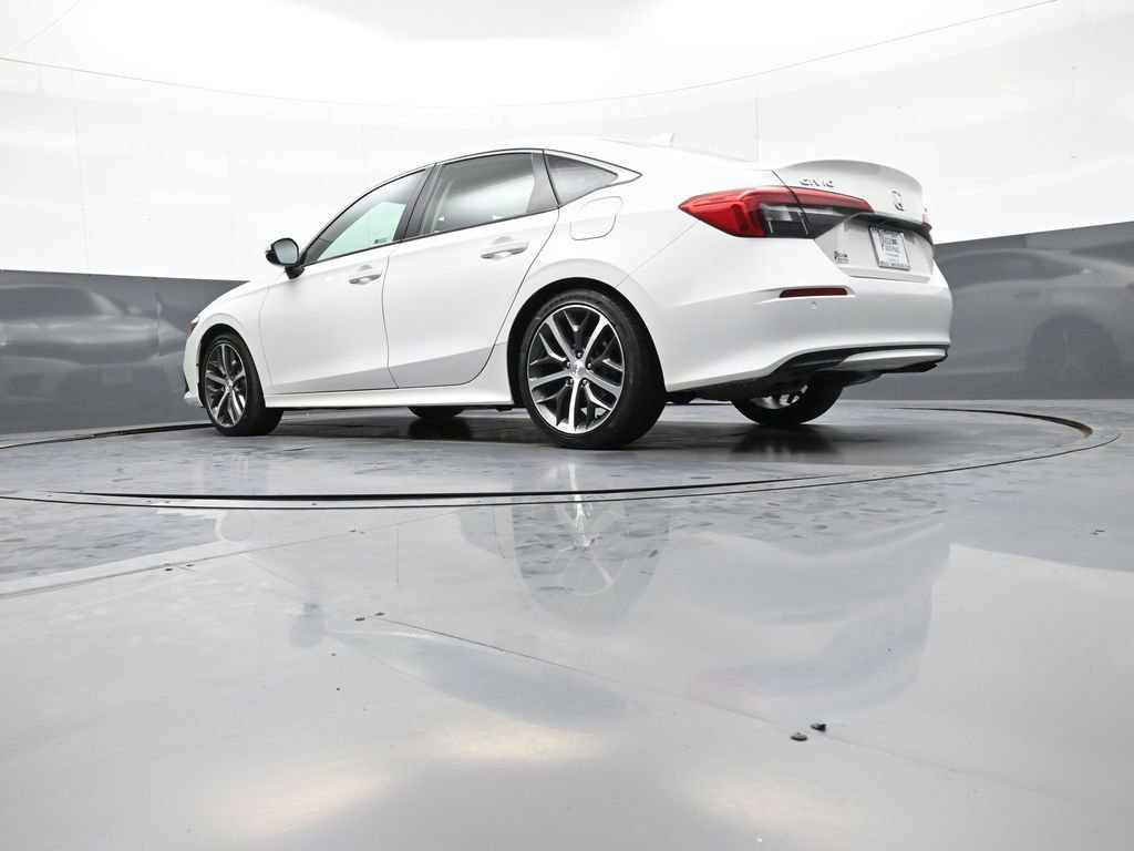 Used 2022 Honda Civic Touring image 32