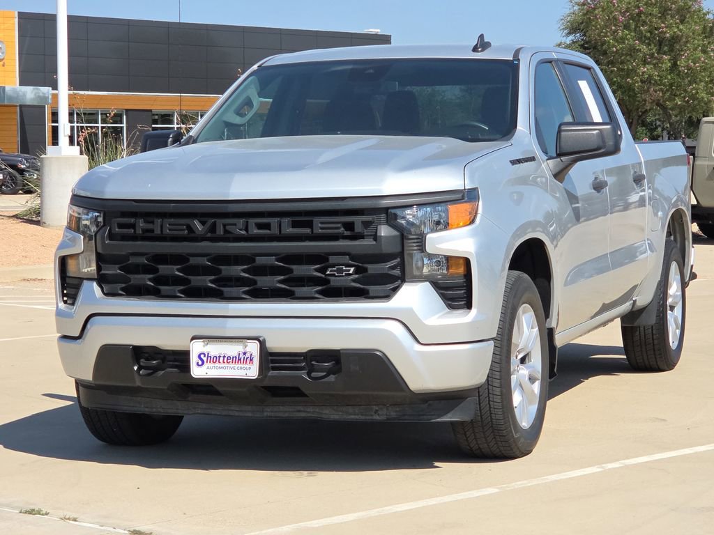 Used 2022 Chevrolet Silverado 1500 Custom w/ LPO, Dark Essentials Package AWD/4WD image 3