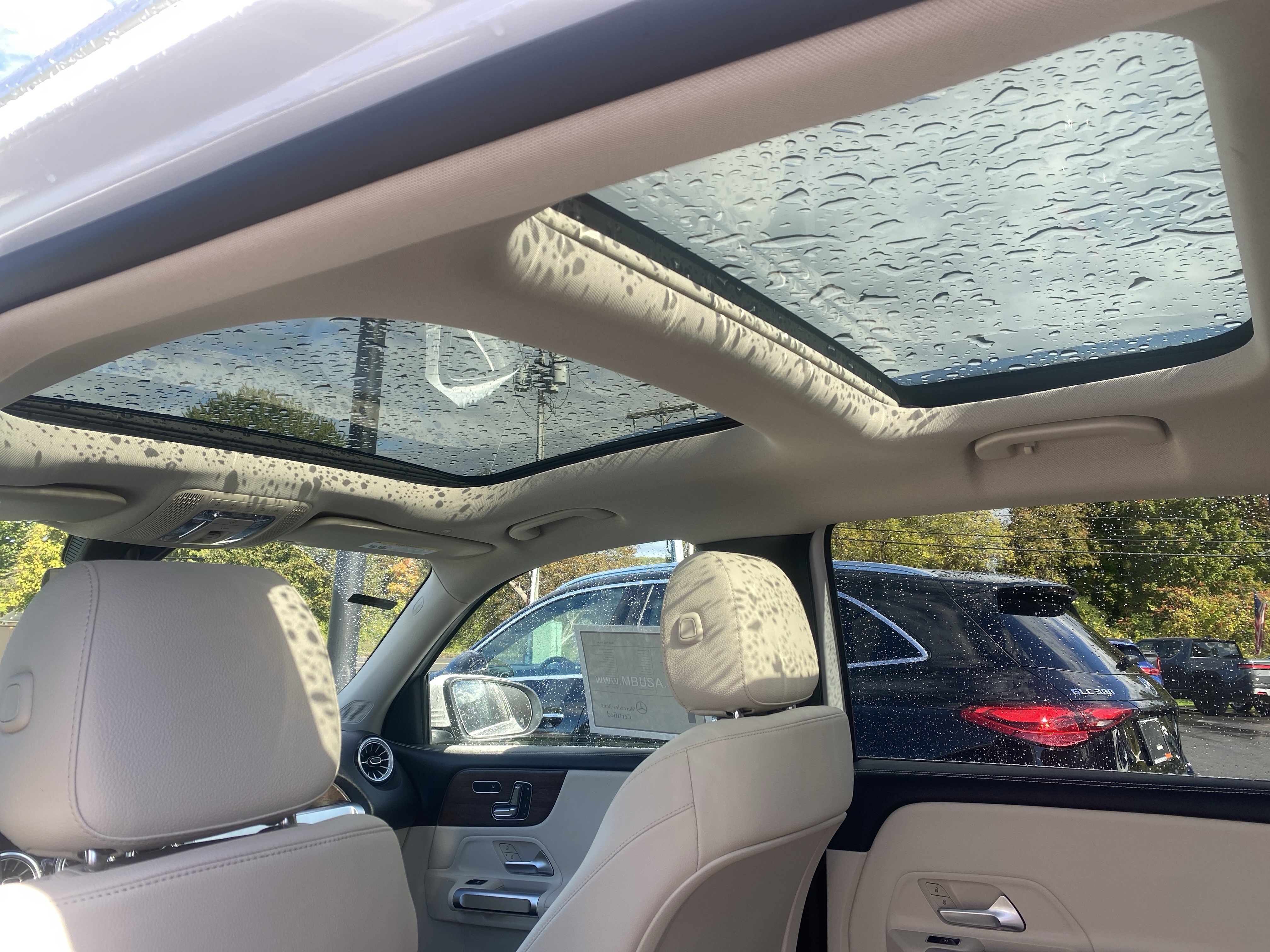 Certified 2023 Mercedes-Benz GLB 250 4MATIC image 24