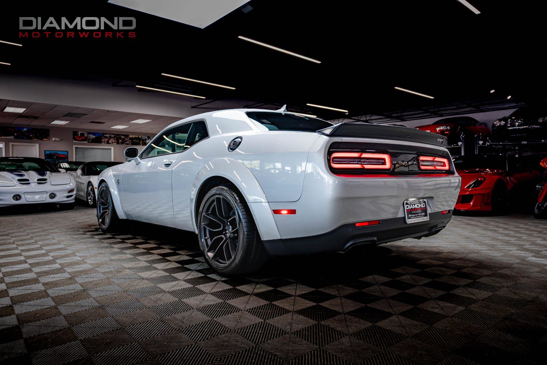 Used 2023 Dodge Challenger SRT Hellcat image 2
