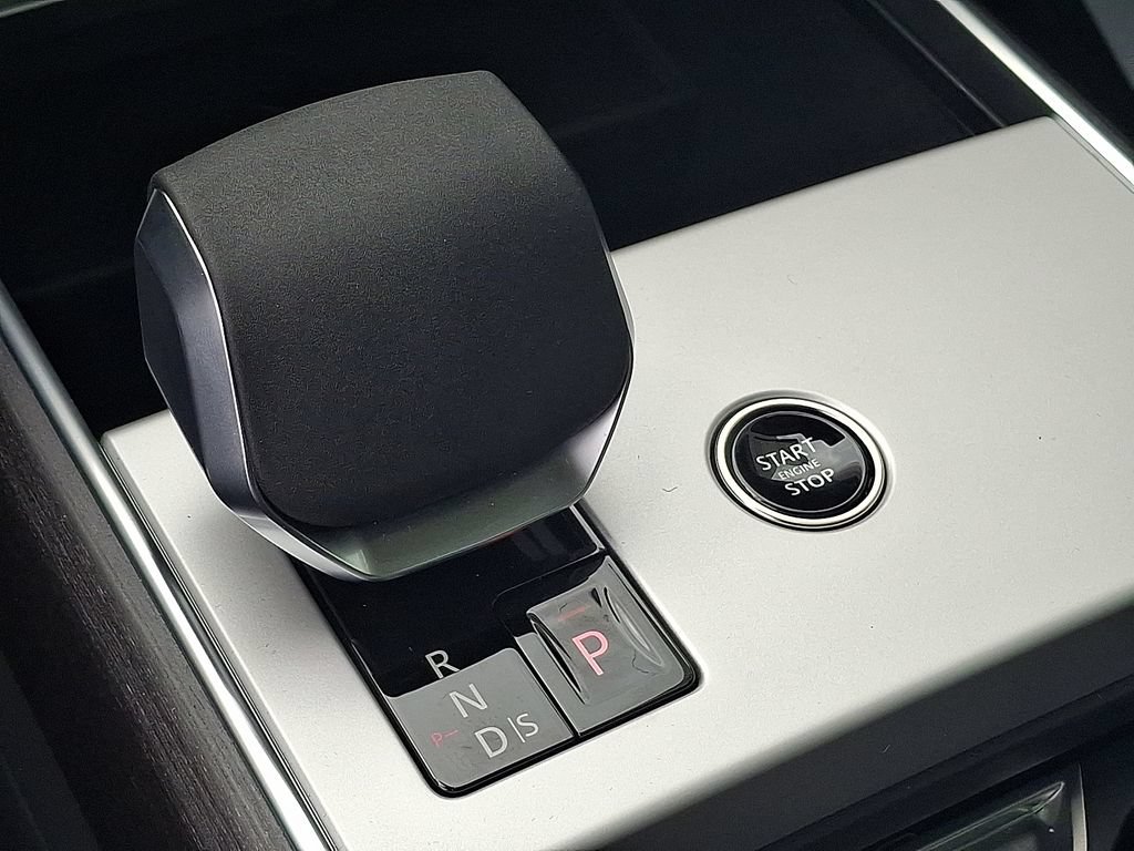 New 2026 Land Rover Range Rover SE AWD/4WD image 12
