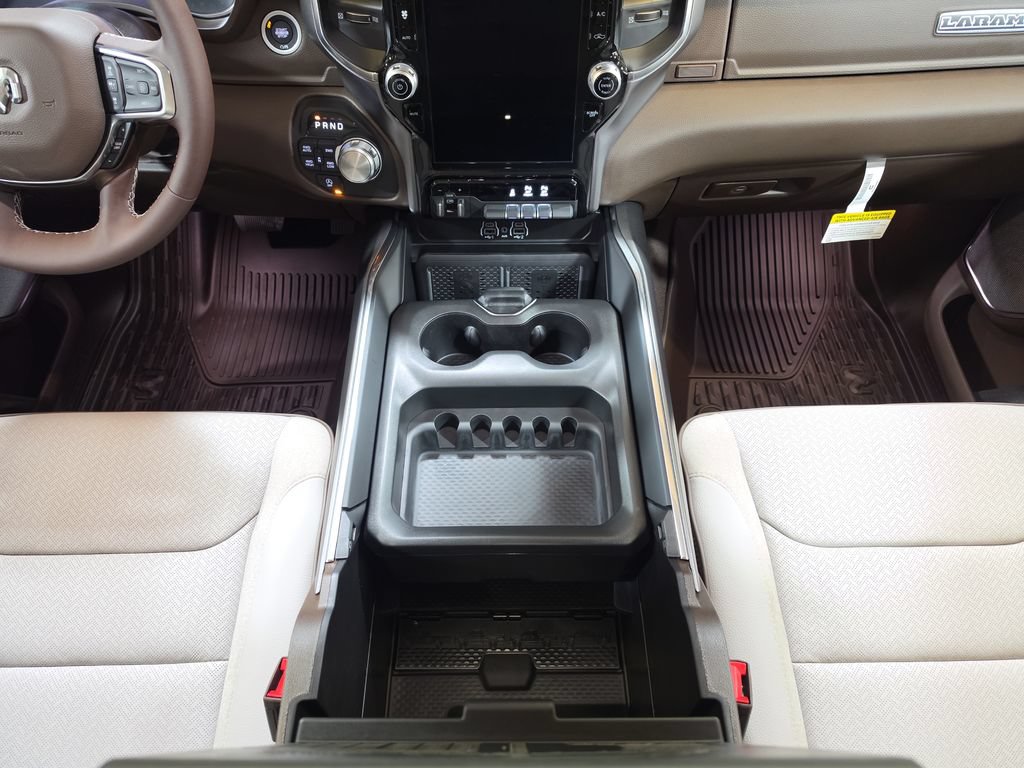 New 2027 RAM 1500 Laramie w/ Advanced Safety Group II AWD/4WD image 17