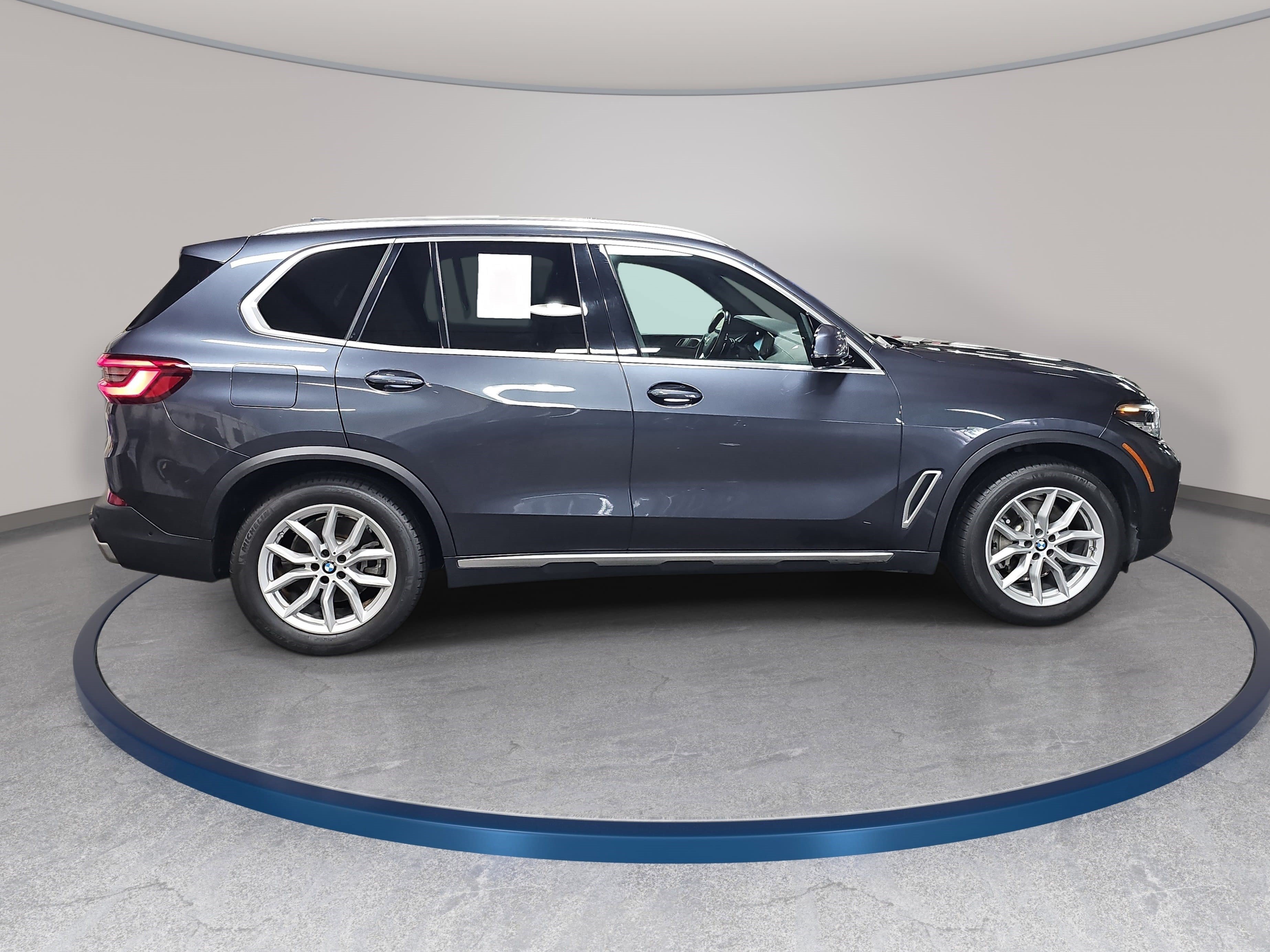 Used 2020 BMW X5 xDrive40i w/ Premium Package AWD/4WD image 4