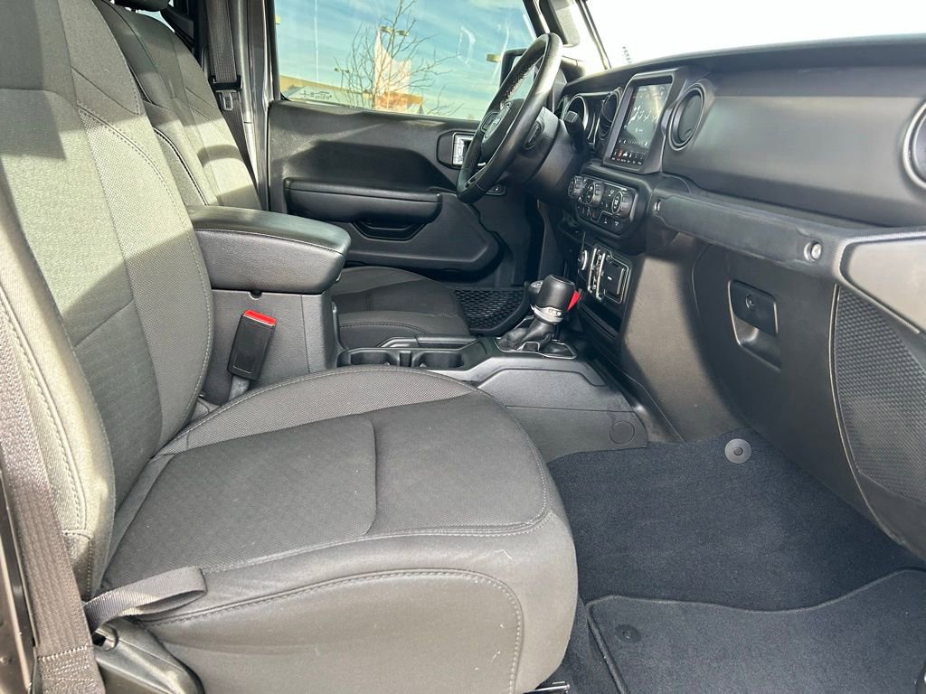 Used 2022 Jeep Gladiator Sport image 31