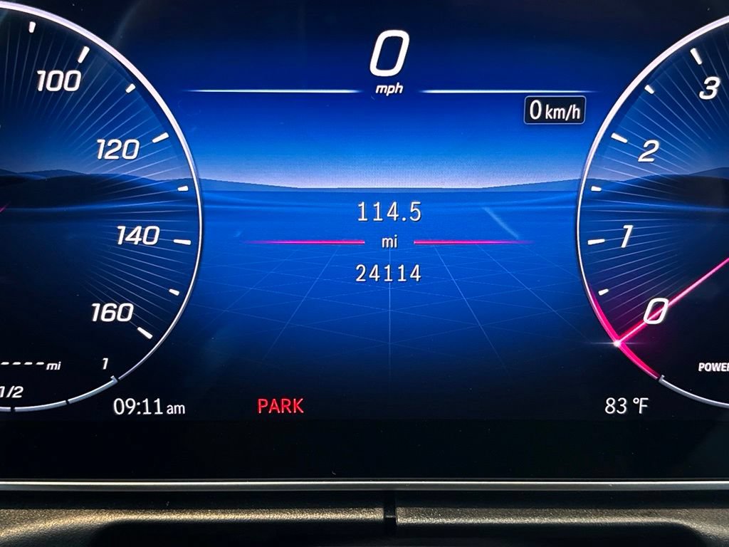 Used 2025 Mercedes-Benz C 300 Sedan image 32