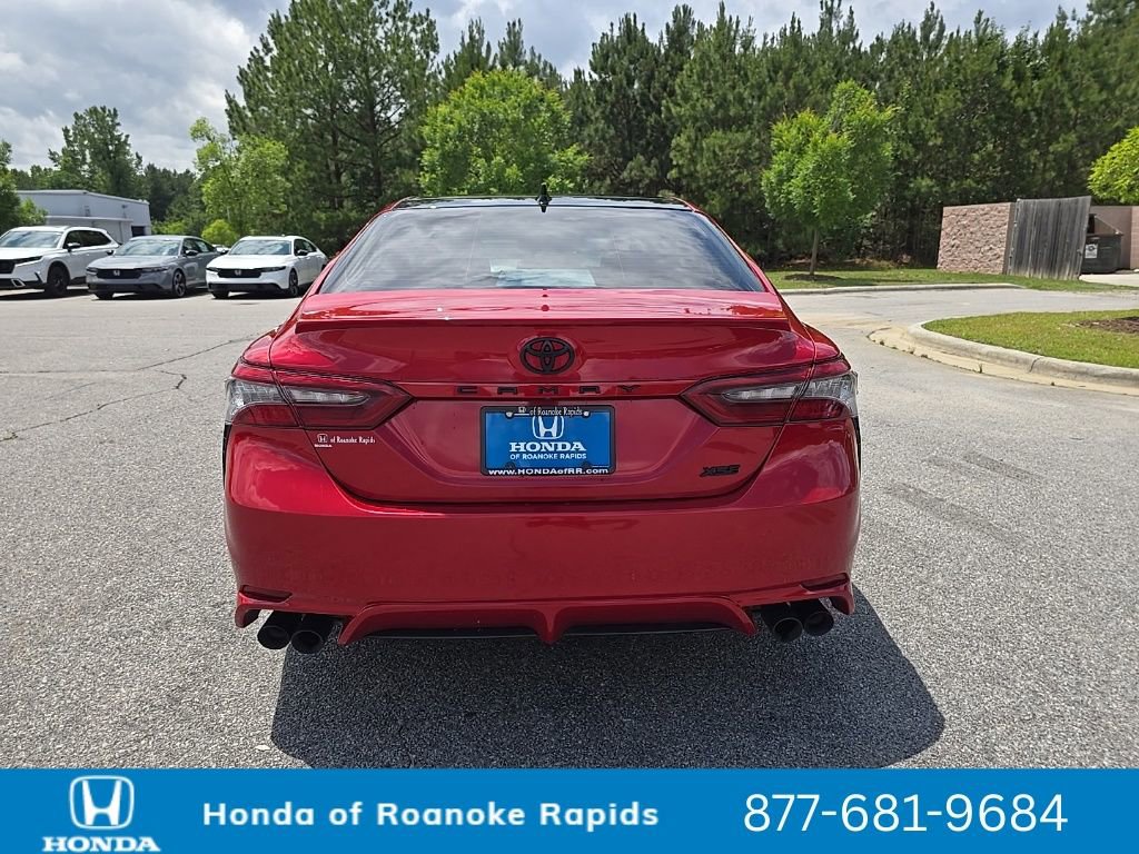 Used 2024 Toyota Camry XSE FWD image 4