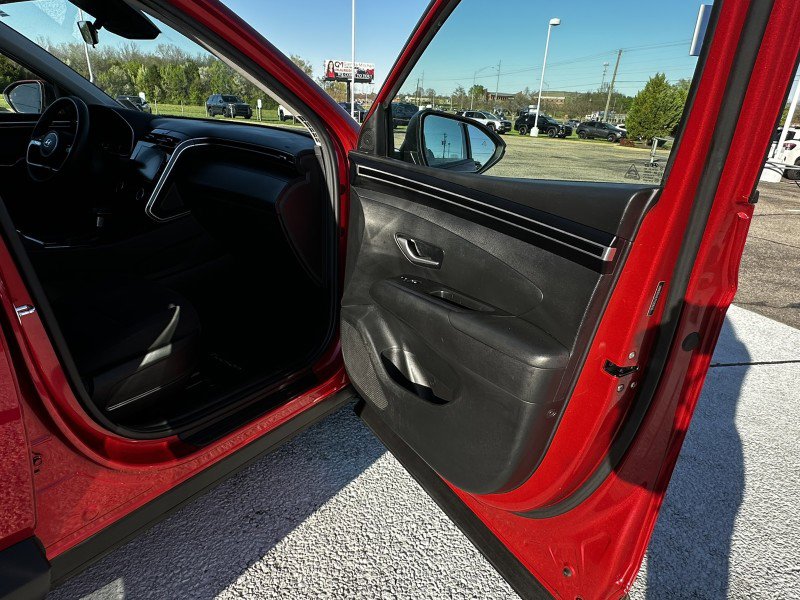 Used 2023 Hyundai Tucson SEL image 17