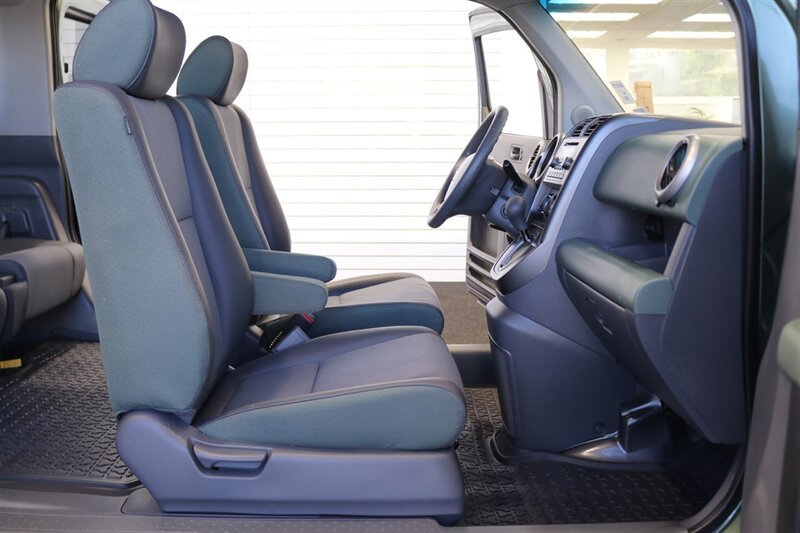 Used 2005 Honda Element EX image 69