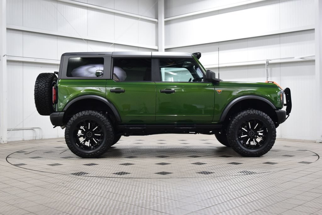 Used 2025 Ford Bronco Badlands AWD/4WD image 9