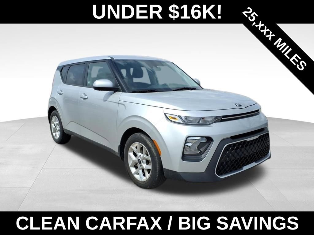 Used 2021 Kia Soul S image 1