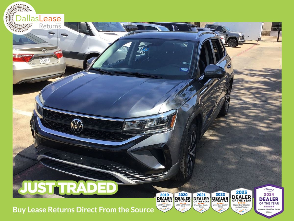 Used 2022 Volkswagen Taos SE FWD image 1