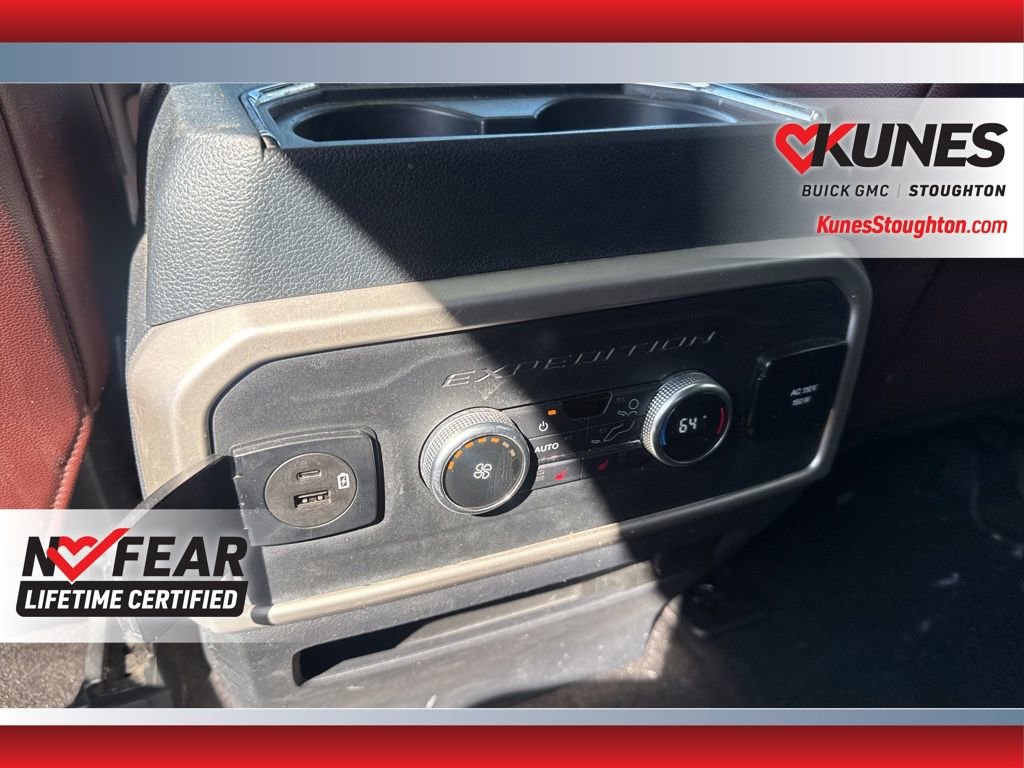 Used 2022 Ford Expedition Limited AWD/4WD image 41