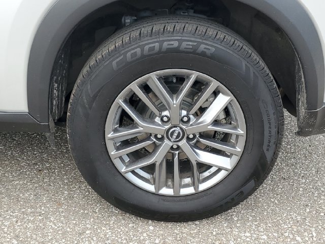 Used 2024 Nissan Rogue S AWD/4WD image 30