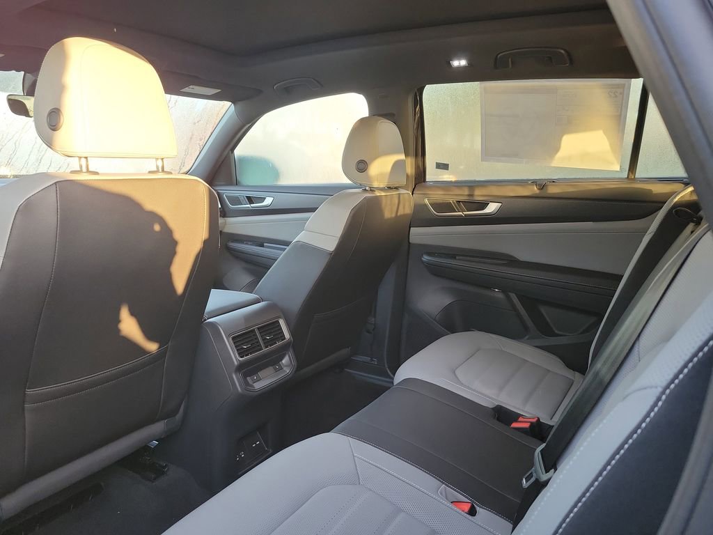 New 2026 Volkswagen Atlas Cross Sport SEL image 5