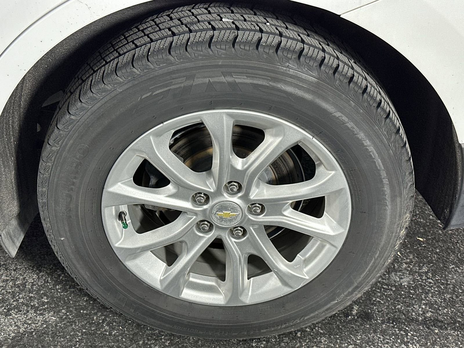 Used 2019 Chevrolet Equinox LT FWD image 10
