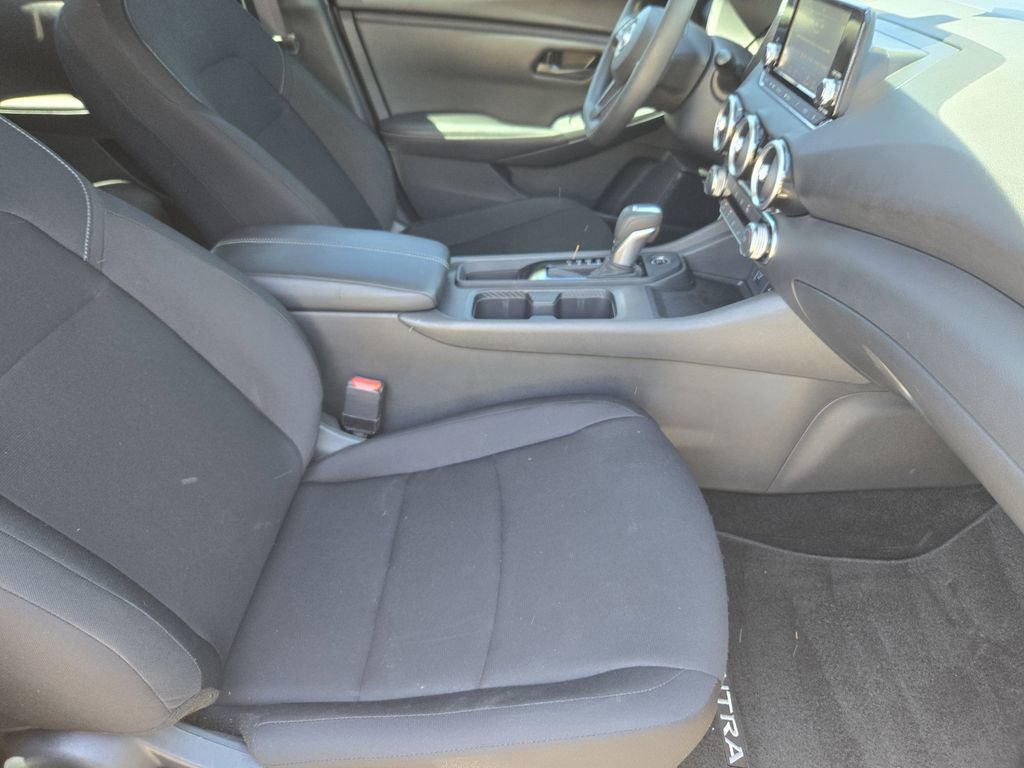 Used 2025 Nissan Sentra S FWD image 14
