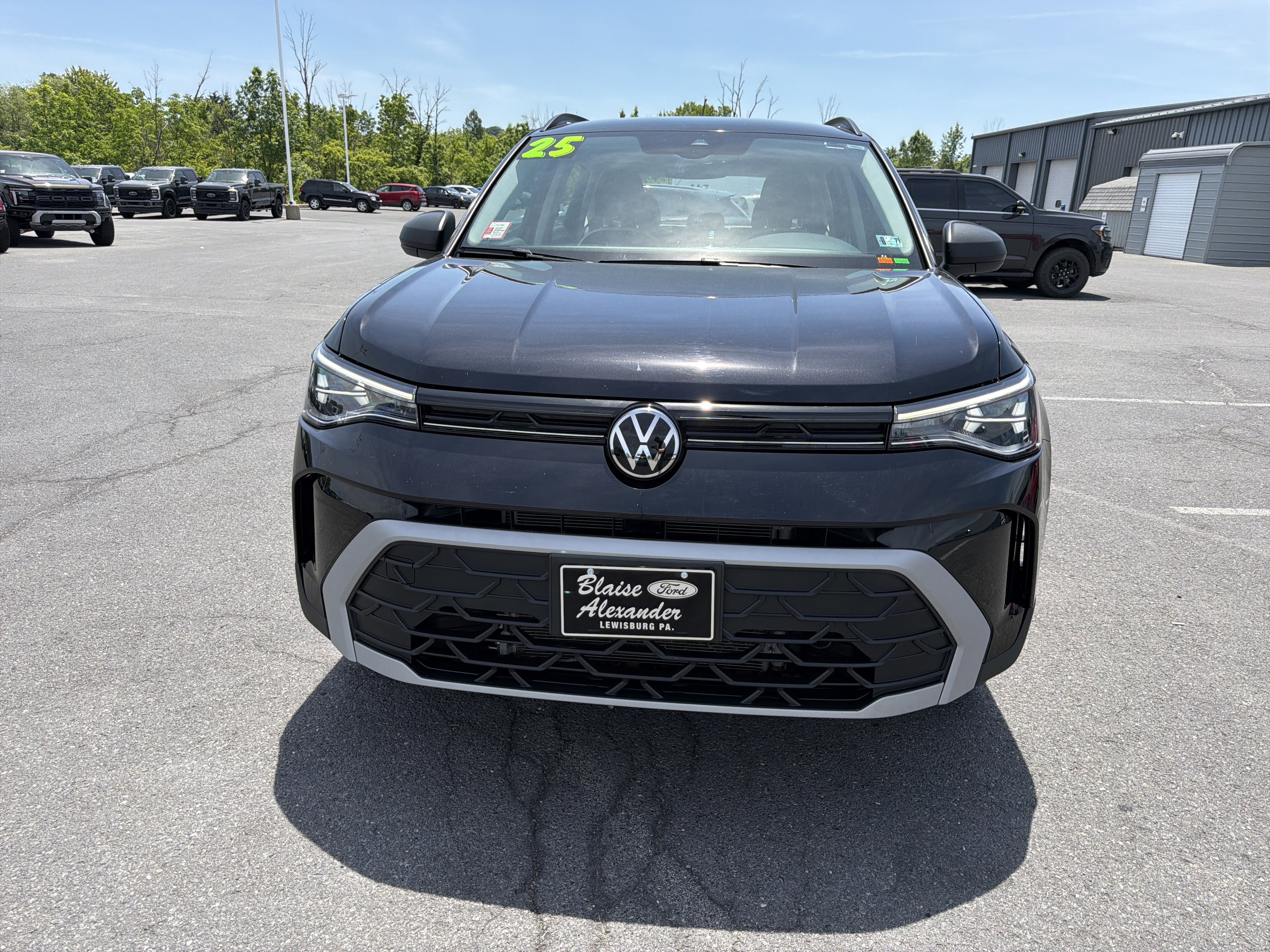 Used 2025 Volkswagen Taos S AWD/4WD image 9