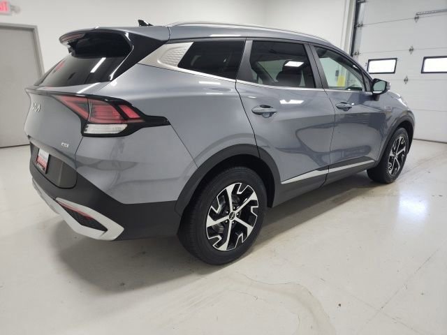 Used 2023 Kia Sportage EX image 13