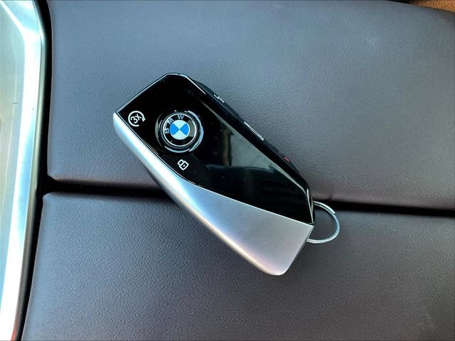 Used 2023 BMW 740i RWD image 37