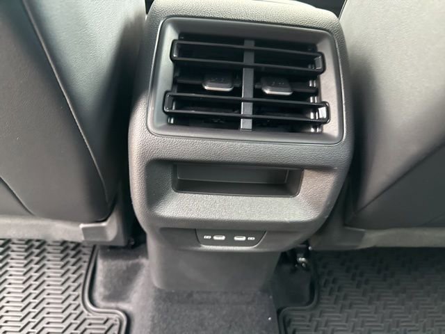 New 2026 Volkswagen Tiguan SE R-Line image 36