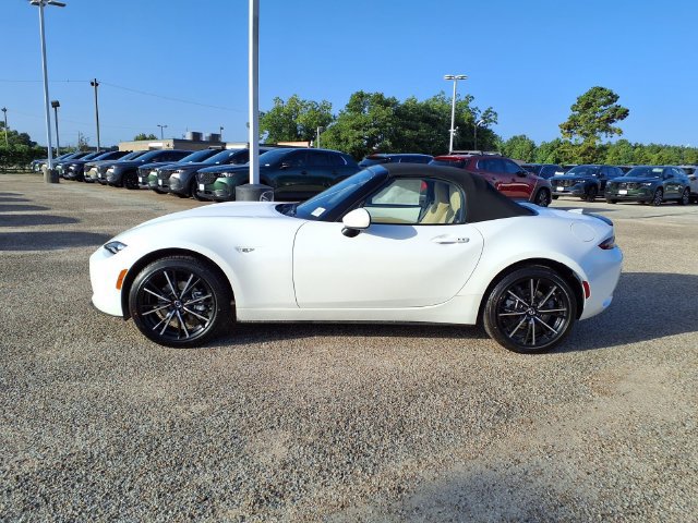 New 2026 MAZDA MX-5 Miata Grand Touring RWD image 8