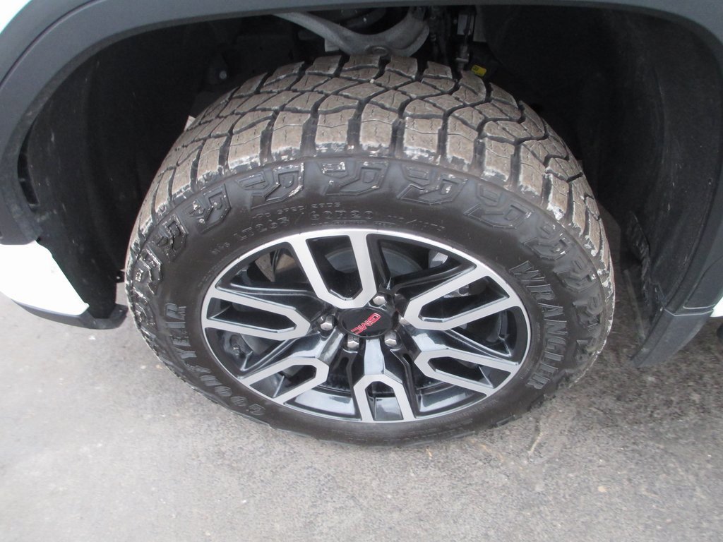 Certified 2024 GMC Sierra 1500 AT4 w/ Technology Package image 14