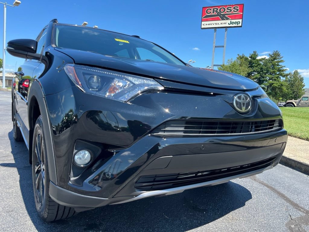 Used 2018 Toyota RAV4 Adventure AWD/4WD image 45