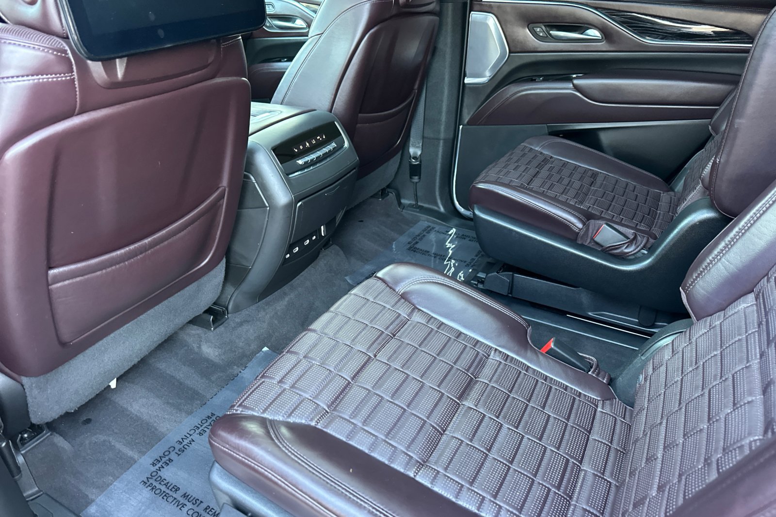 Certified 2023 Cadillac Escalade V AWD/4WD image 14