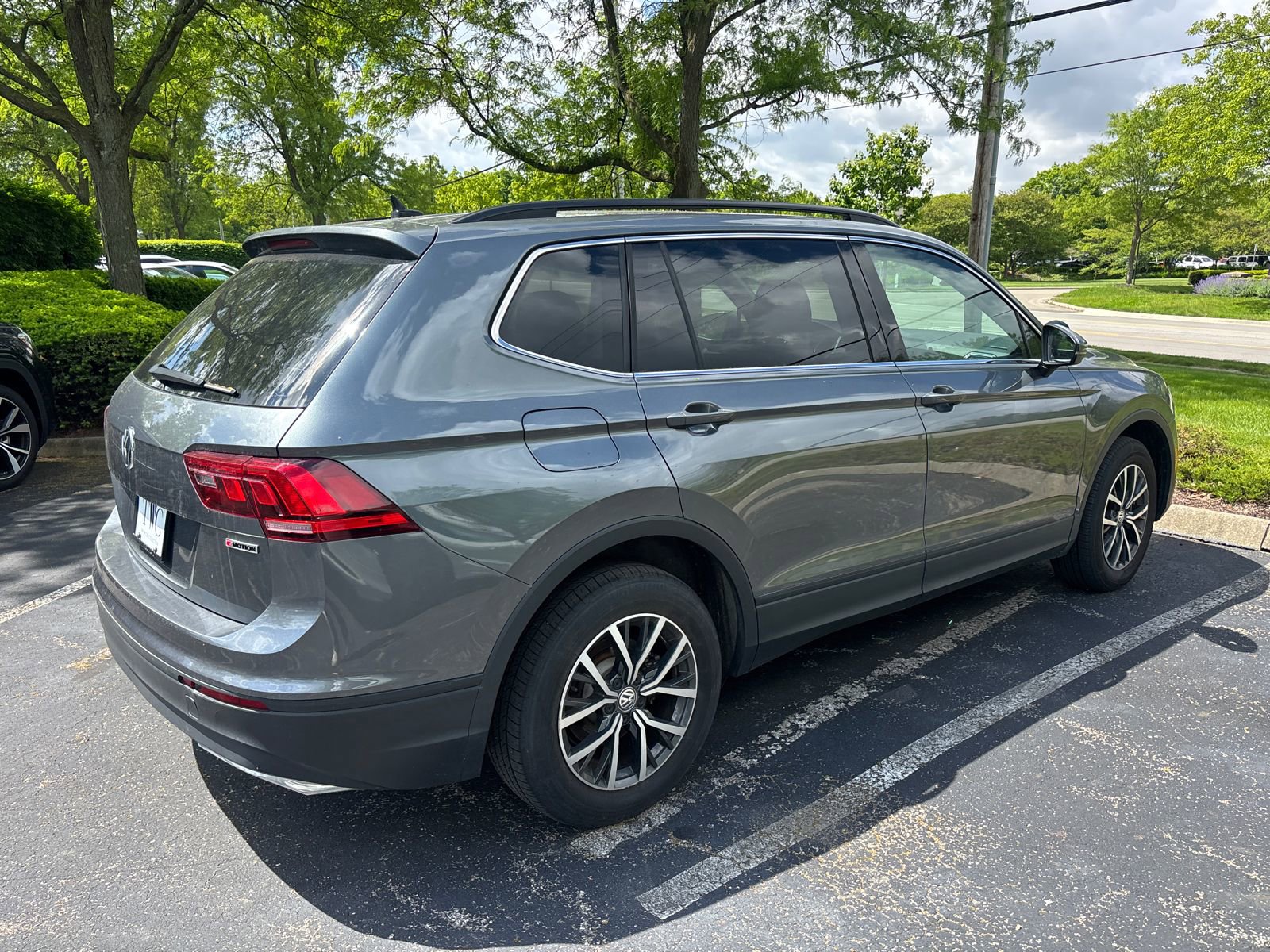 Used 2019 Volkswagen Tiguan SE AWD/4WD image 5