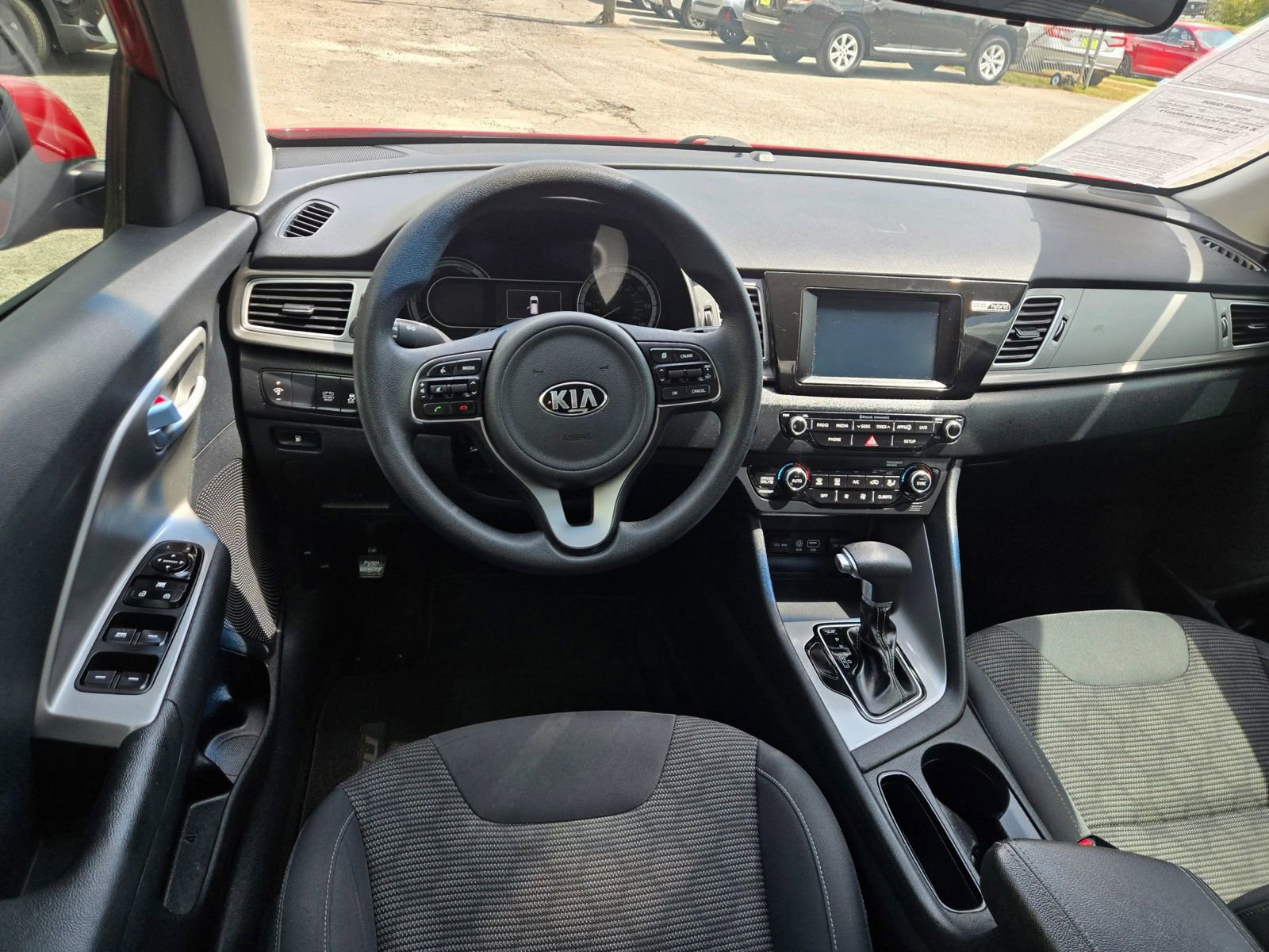 Used 2019 Kia Niro LX image 5