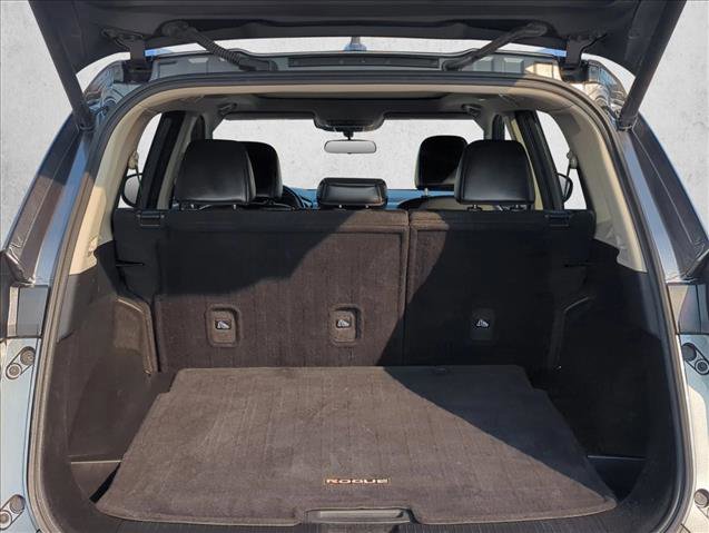 Used 2021 Nissan Rogue SV w/ Premium Package image 7