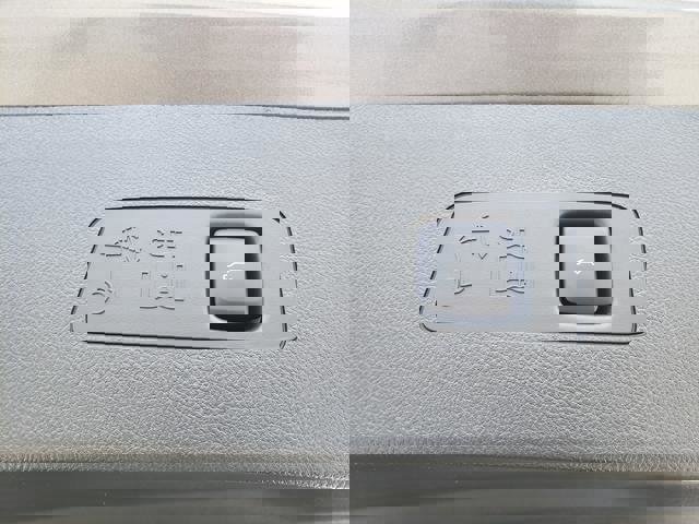 New 2026 Lincoln Corsair Reserve image 9