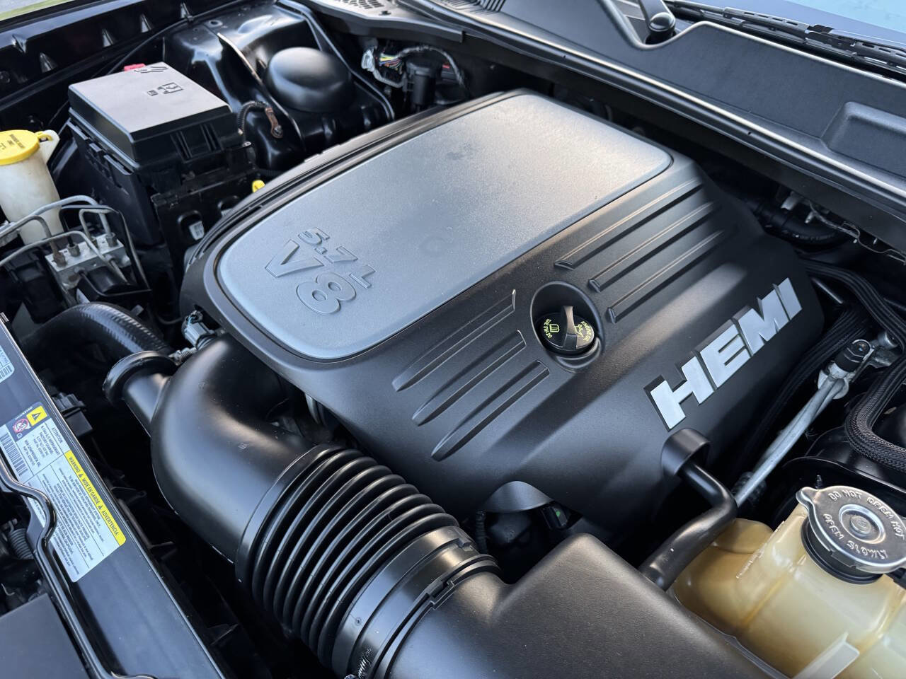 Used 2010 Dodge Challenger R/T image 13