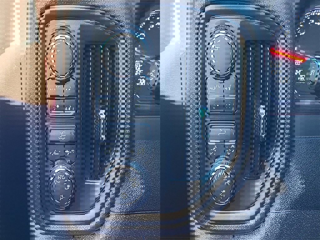 Certified 2024 Chevrolet Silverado 1500 Custom Trail Boss w/ Turbomax Blackout Package image 28