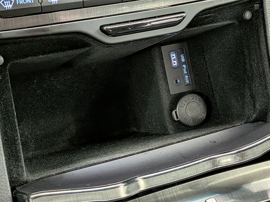 Used 2016 Hyundai Azera FWD image 24